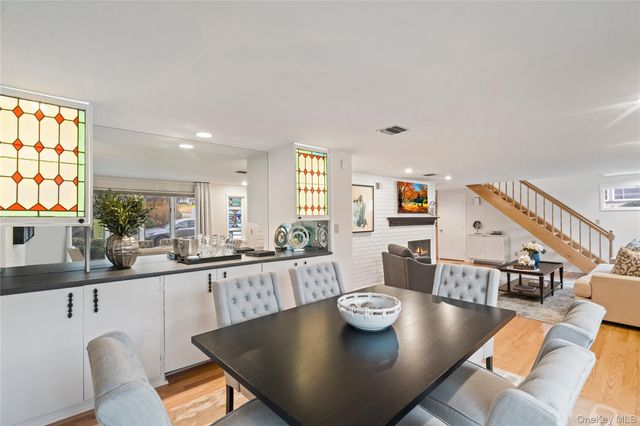 60 Wakefield Avenue, Port Washington, NY 11050