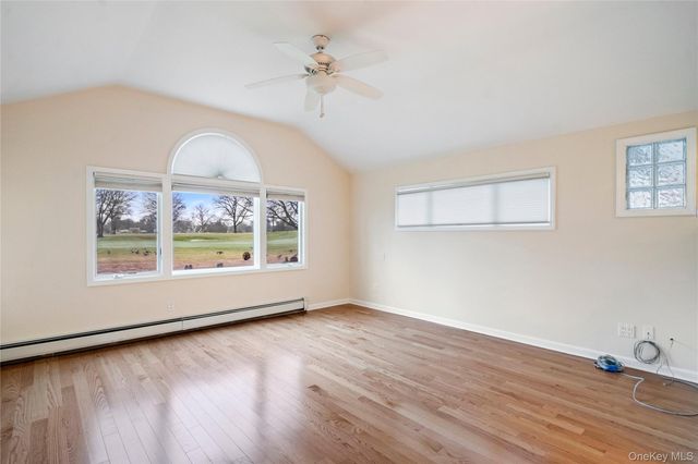 60 Wakefield Avenue, Port Washington, NY 11050