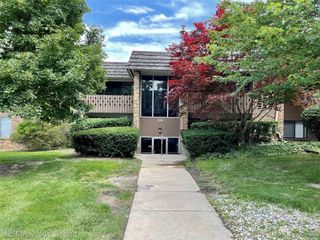 2116 PAULINE BLVD APT 304, Ann Arbor, MI 48103
