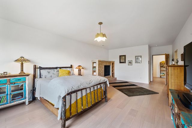 10 Roll Top Circle, Cape Fair, MO 65624