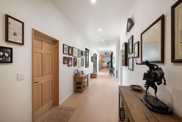 10 Roll Top Circle, Cape Fair, MO 65624