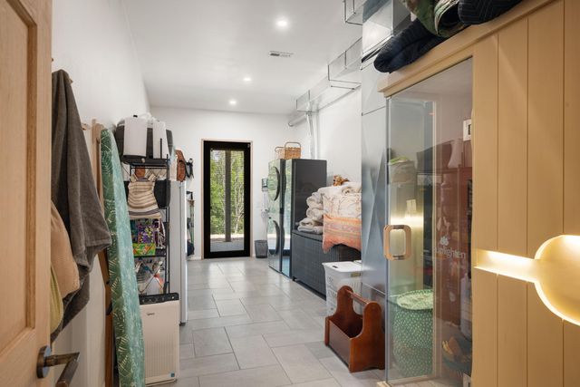 10 Roll Top Circle, Cape Fair, MO 65624