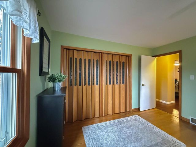 9321 STATE ROAD 21, Omro, WI 54963