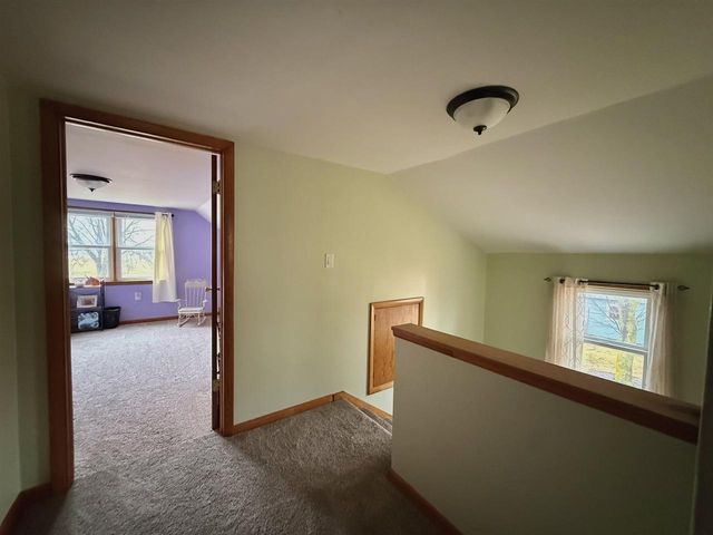 9321 STATE ROAD 21, Omro, WI 54963