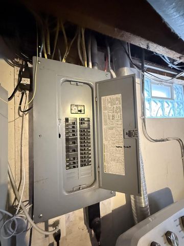 9321 STATE ROAD 21, Omro, WI 54963