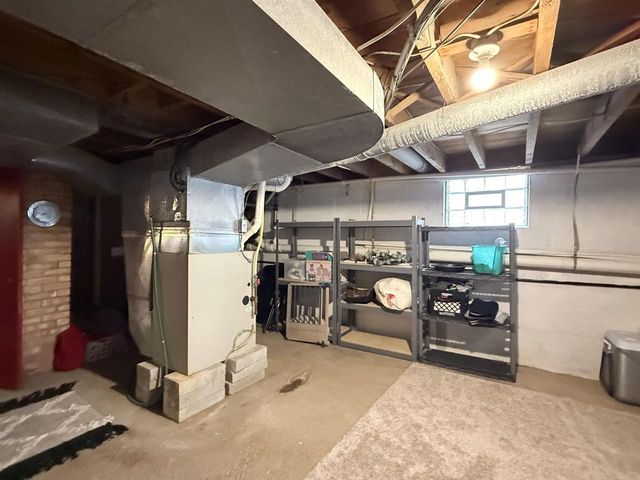 9321 STATE ROAD 21, Omro, WI 54963