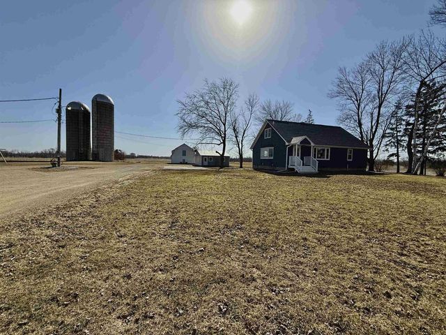9321 STATE ROAD 21, Omro, WI 54963