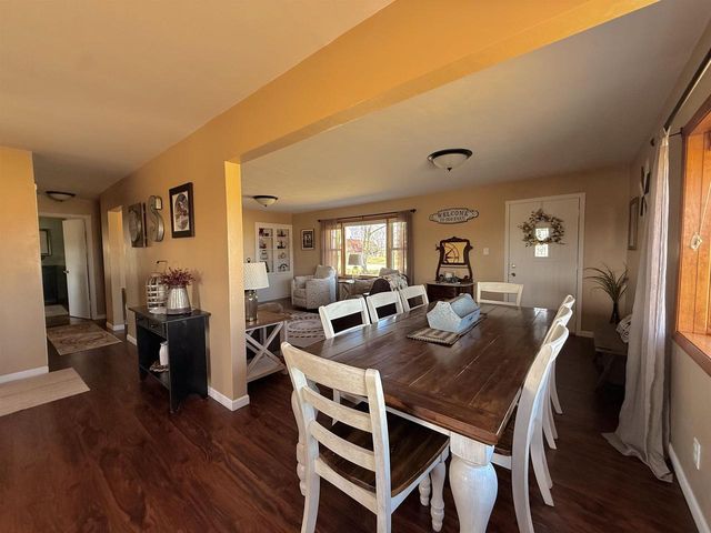 9321 STATE ROAD 21, Omro, WI 54963