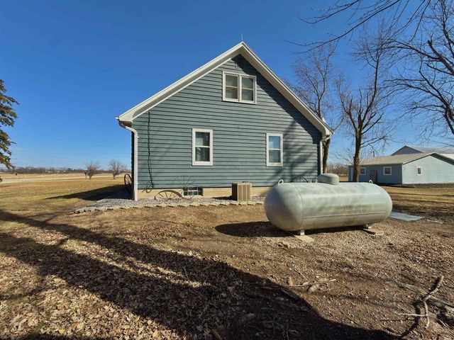 9321 STATE ROAD 21, Omro, WI 54963