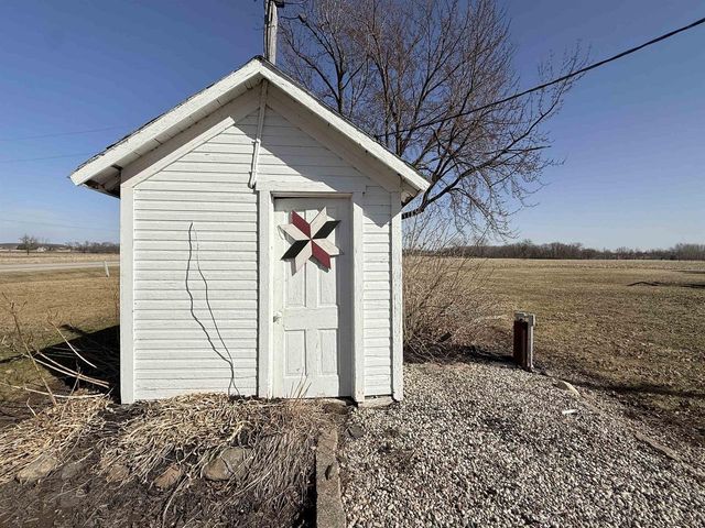 9321 STATE ROAD 21, Omro, WI 54963