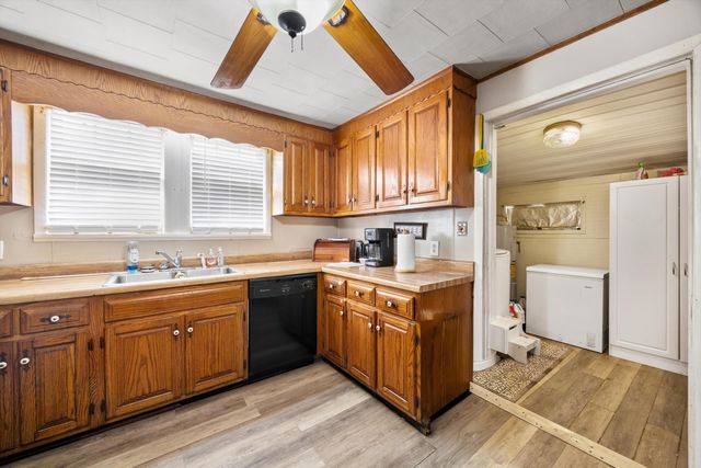 1100 Elm Avenue, South Pittsburg, TN 37380