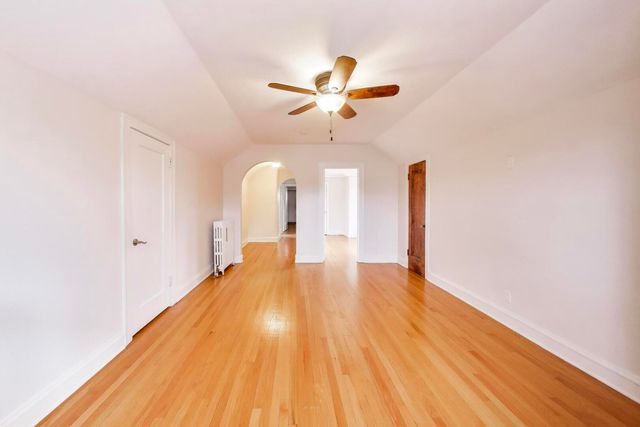 6503 N Maplewood Avenue, Chicago, IL 60645