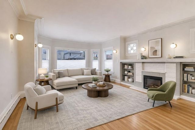 6503 N Maplewood Avenue, Chicago, IL 60645