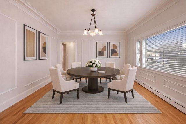 6503 N Maplewood Avenue, Chicago, IL 60645