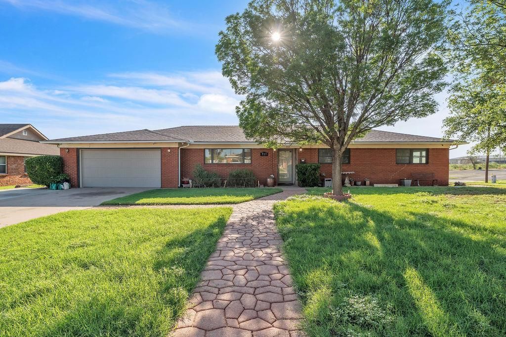 717 Tulane St, Big Spring, TX 79720