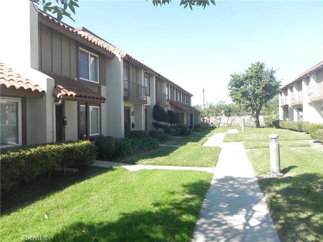 4858 Estepona, Buena Park, CA 90621