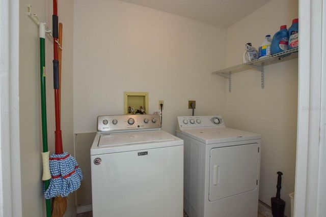 439 CERROMAR LANE 310, Venice, FL 34293