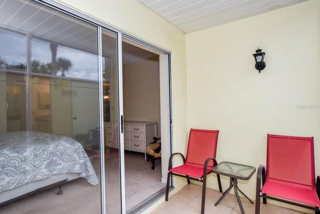 439 CERROMAR LANE 310, Venice, FL 34293