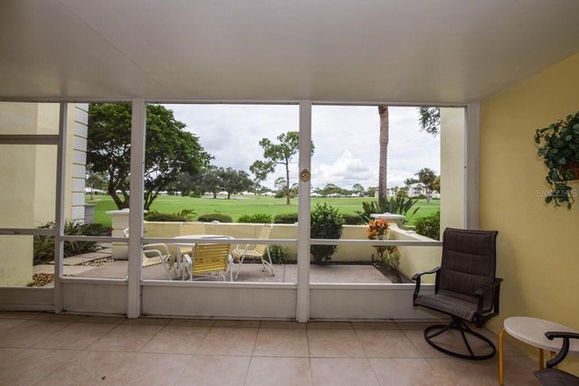 439 CERROMAR LANE 310, Venice, FL 34293