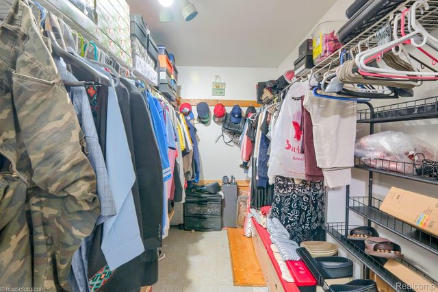 730 Stirling Street, Pontiac, MI 48340