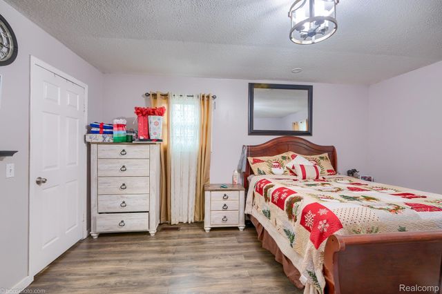 730 Stirling Street, Pontiac, MI 48340