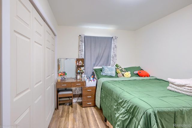 730 Stirling Street, Pontiac, MI 48340