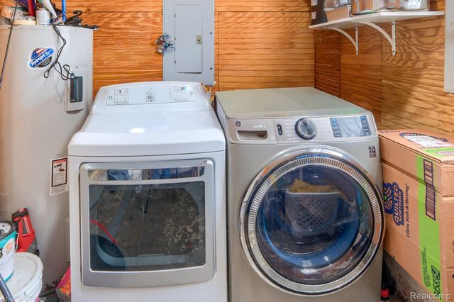 730 Stirling Street, Pontiac, MI 48340