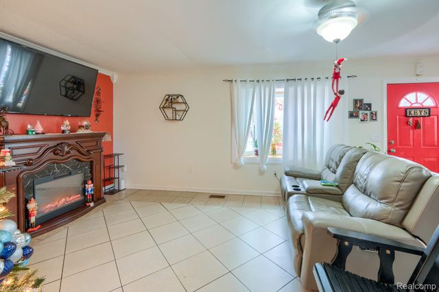 730 Stirling Street, Pontiac, MI 48340