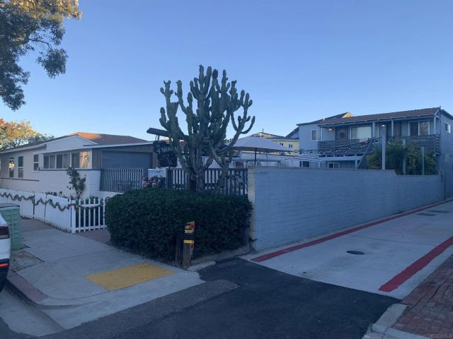 2685 Mission Blvd., San Diego, CA 92109