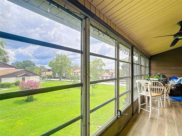 548 FAIRWAYS DRIVE B, Ocala, FL 34472