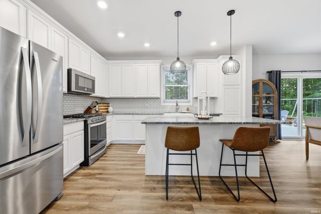 8552 W Hinds Road, Bloomington, IN 47403