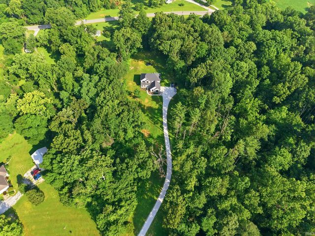 8552 W Hinds Road, Bloomington, IN 47403