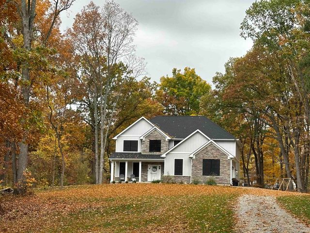 8552 W Hinds Road, Bloomington, IN 47403