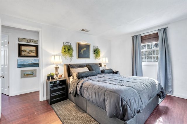 25 Frances Helen Rd, Yarmouth, MA 02675