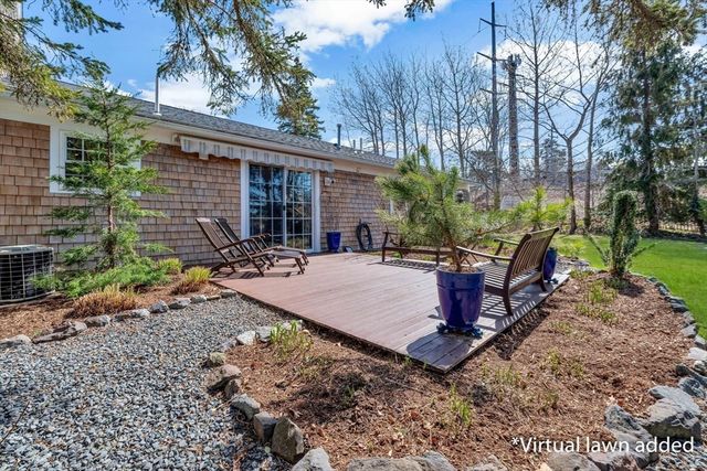 25 Frances Helen Rd, Yarmouth, MA 02675