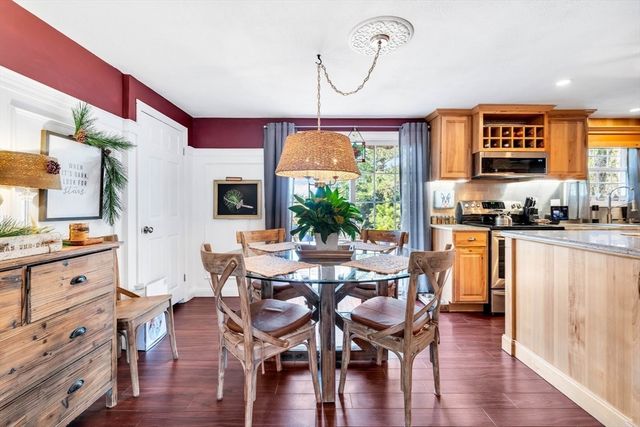 25 Frances Helen Rd, Yarmouth, MA 02675