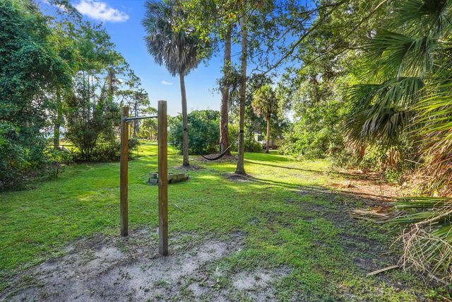 203 E Easy Street, Fort Pierce, FL 34982