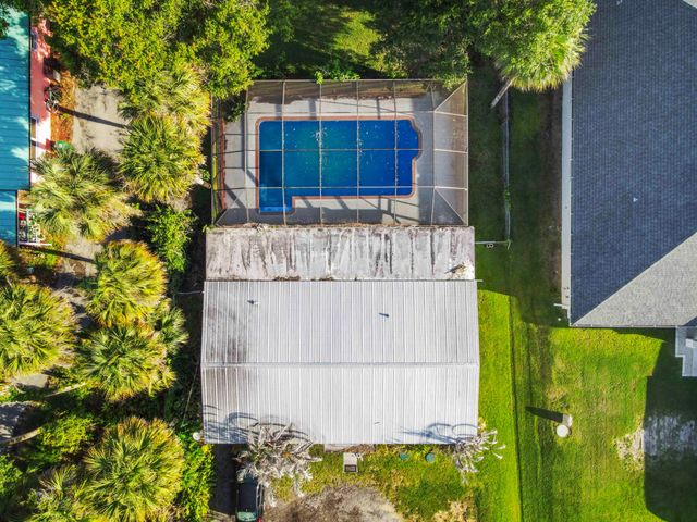 203 E Easy Street, Fort Pierce, FL 34982