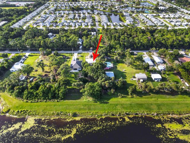 203 E Easy Street, Fort Pierce, FL 34982