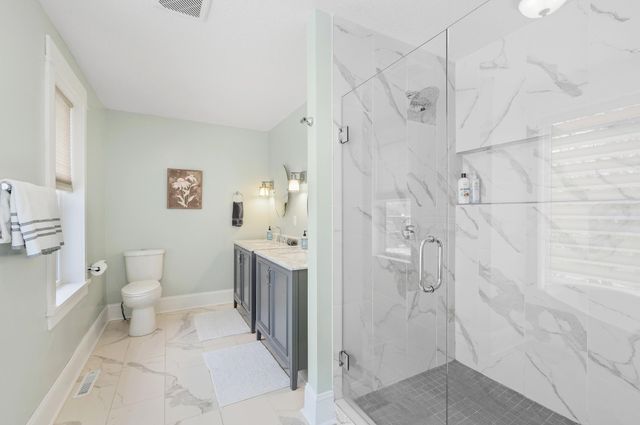 468 Warwick Street, Saint Paul, MN 55105