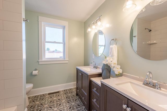 468 Warwick Street, Saint Paul, MN 55105