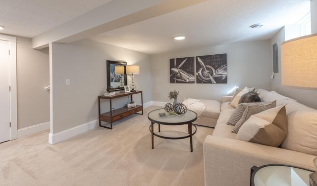 468 Warwick Street, Saint Paul, MN 55105