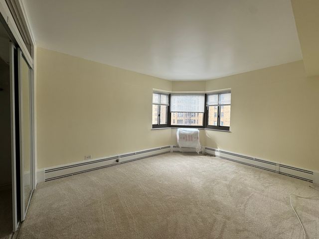 7337 S SOUTH SHORE Drive 704, Chicago, IL 60649