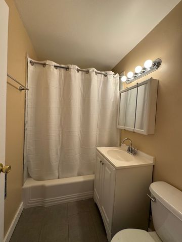 7337 S SOUTH SHORE Drive 704, Chicago, IL 60649