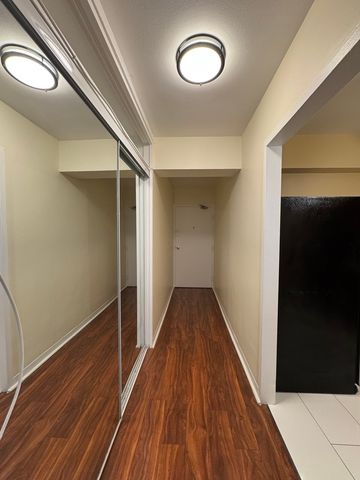 7337 S SOUTH SHORE Drive 704, Chicago, IL 60649