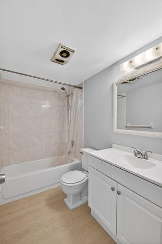 1432 S Lakeside Drive 4, Lake Worth, FL 33460