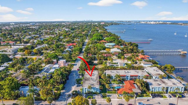 1432 S Lakeside Drive 4, Lake Worth, FL 33460