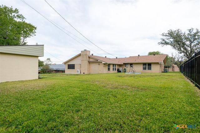 108 Arrowhead Drive, Harker Heights, TX 76548