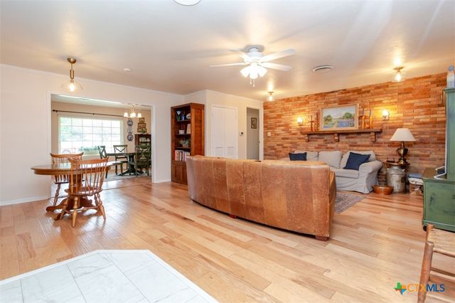 108 Arrowhead Drive, Harker Heights, TX 76548