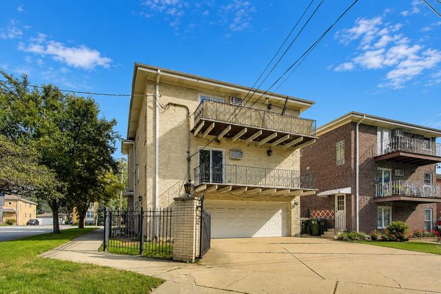 1086 N Northwest Highway G, Park Ridge, IL 60068